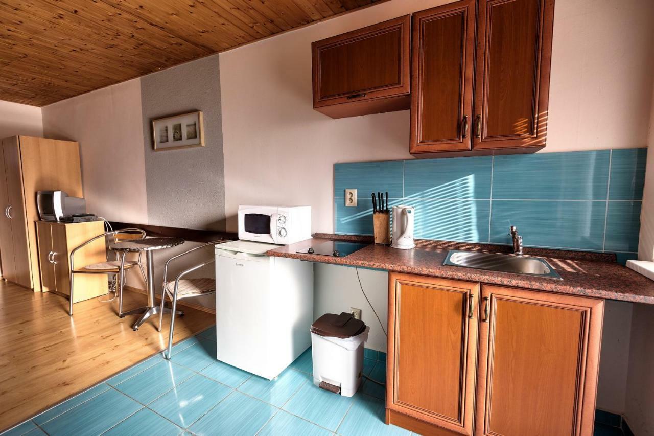 Apartmanovy Dom Red Hotel Bellegszencse Kültér fotó